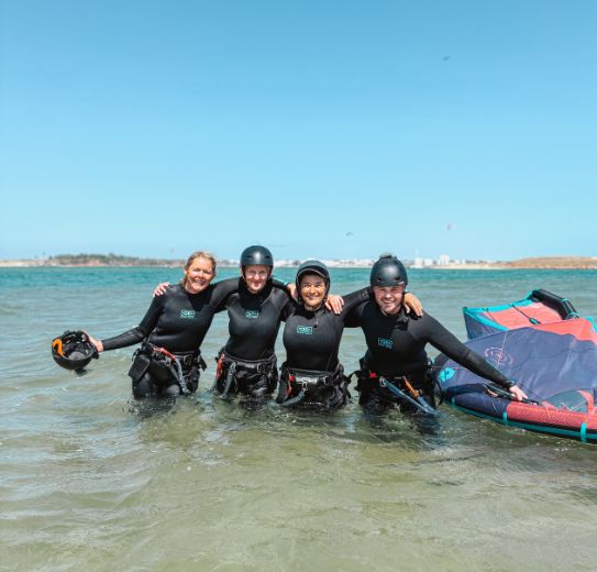Kitesurfing in Alvor lagoon, Algarve